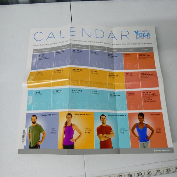 BEACHBODY 3 WEEK YOGA RETREAT 4 DISCS + RECIPES TRACKER/QUIK START/CALENDAR - Picture 2 of 11